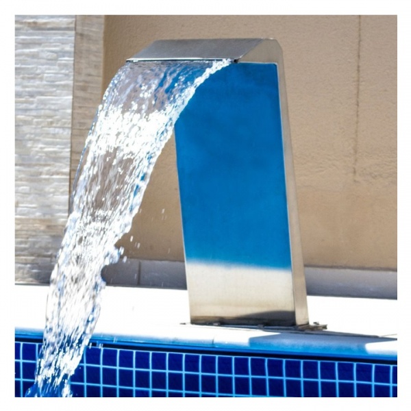 cascata-para-piscina-em-aco-inox-amazonas